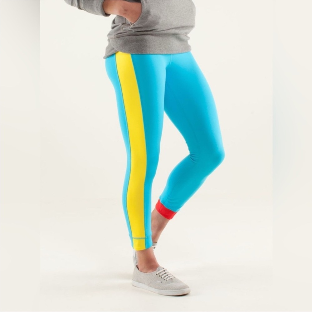Lululemon Colorful Leggings - Size S (6)